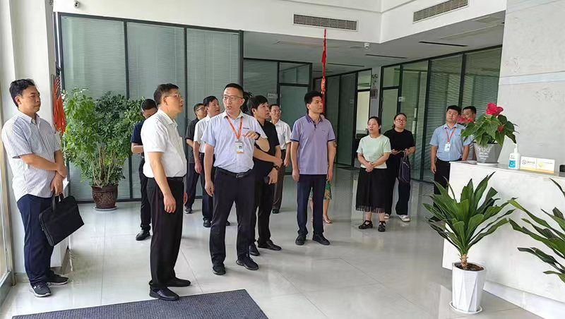 鶴壁市政協(xié)副主席宋忠民一行蒞臨艾格多集團河南岐伯基地開展專題調(diào)研